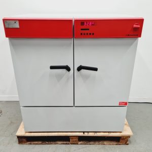 Binder KB 240 Incubator Lab