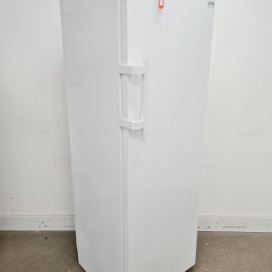 Liebherr LKv Model Type No. 3910 MediLine Lab Refrigerator