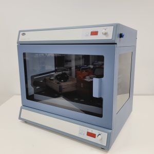 Stuart SI600 Shaking Incubator Lab