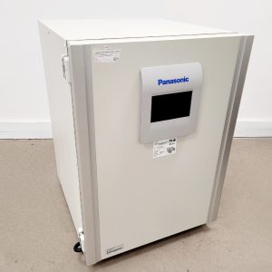 Panasonic MCO-170AICUVH-PE IncuSafe CO2 Incubator Lab