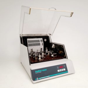 New Brunswick Scientific Innova 4000 Shaking Incubator 500RPM