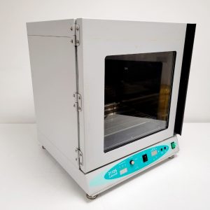 LabNet Model 311DS Shaking Incubator Lab