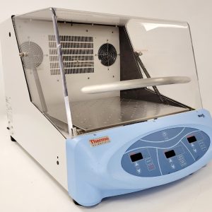 Thermo Scientific MaxQ 4000 Benchtop Orbital Incubator Shaker