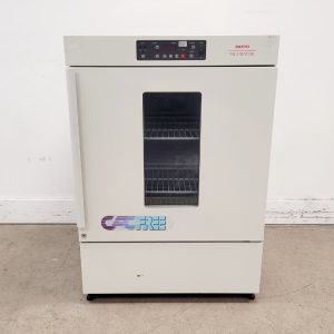 Sanyo MIR-153 Refrigerated Incubator Lab